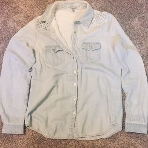 Jean button-up shirt 👓